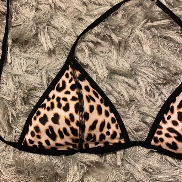 Victoria’s Secret Animal Print Bikini Top - Picture 3 of 7